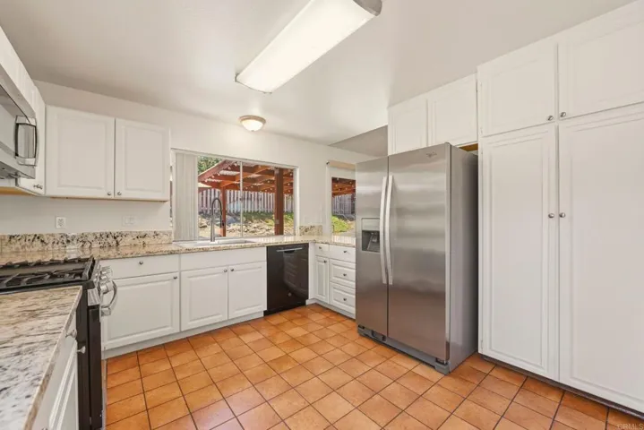 601 Cerro Street, Encinitas, California 92024