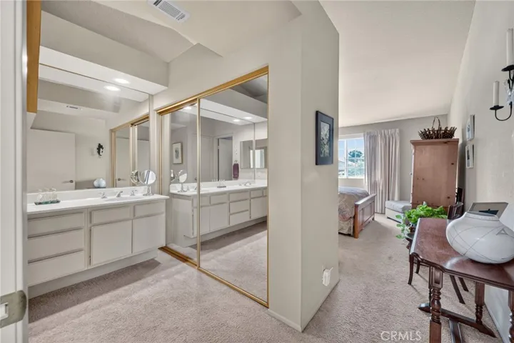 10 Agostino, Irvine, California 92614