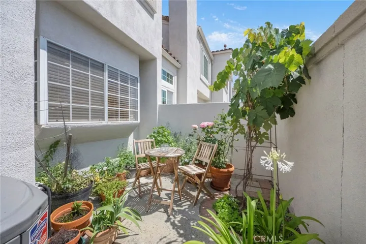 10 Agostino, Irvine, California 92614