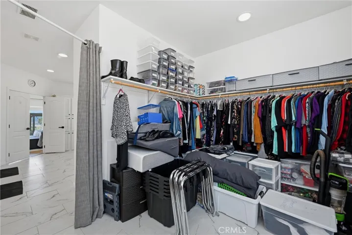 20011 Honey Hill, Hidden Valley Lake, California 95467