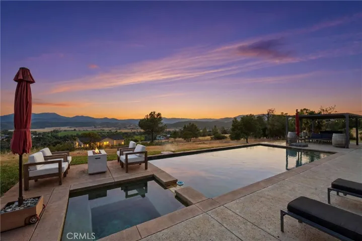 20011 Honey Hill, Hidden Valley Lake, California 95467