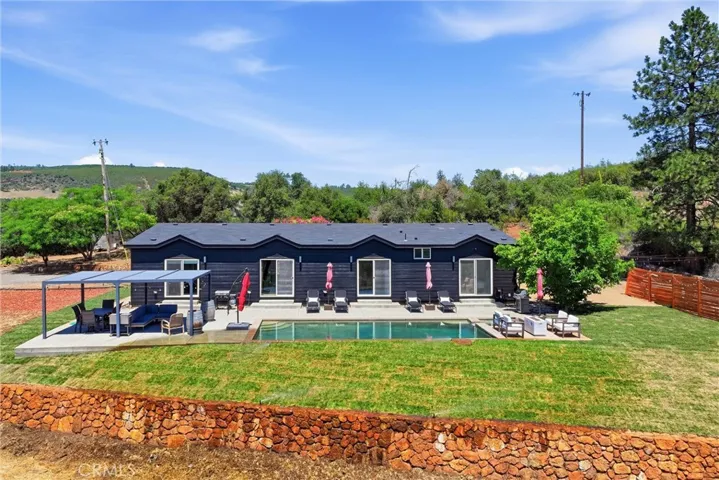 20011 Honey Hill, Hidden Valley Lake, California 95467