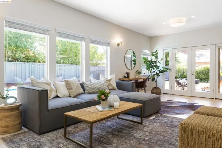 255 Evelyn Dr, Pleasant Hill, California 94523