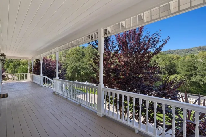 6790 Redwood Retreat Road, Gilroy, California 95020