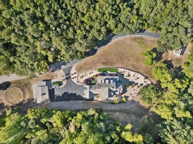 6790 Redwood Retreat Road, Gilroy, California 95020