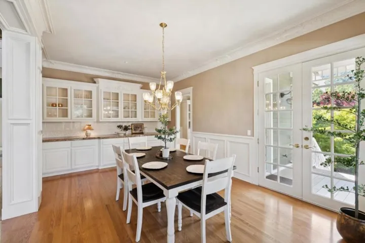 6790 Redwood Retreat Road, Gilroy, California 95020