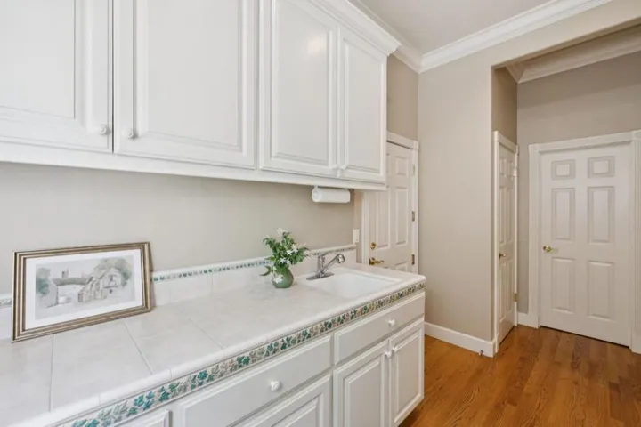6790 Redwood Retreat Road, Gilroy, California 95020