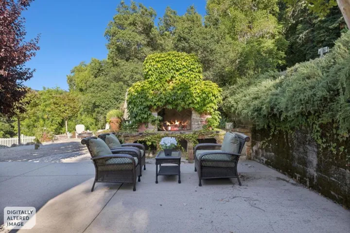 6790 Redwood Retreat Road, Gilroy, California 95020