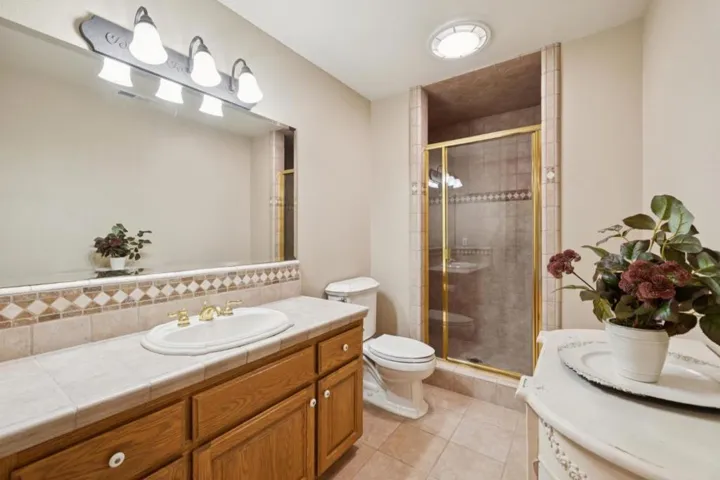 6790 Redwood Retreat Road, Gilroy, California 95020