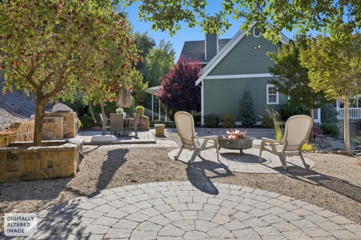 6790 Redwood Retreat Road, Gilroy, California 95020
