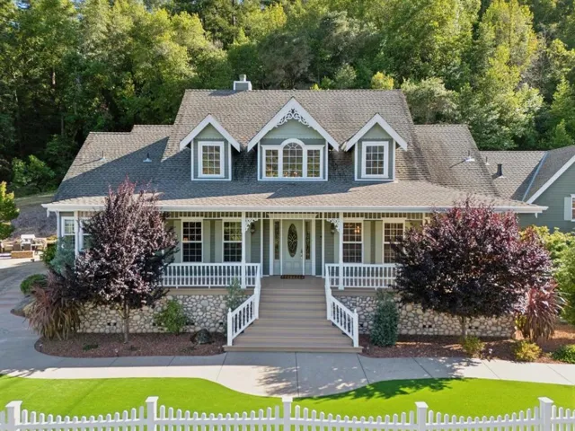 6790 Redwood Retreat Road, Gilroy, California 95020