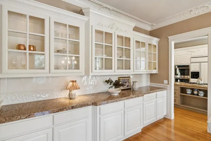 6790 Redwood Retreat Road, Gilroy, California 95020