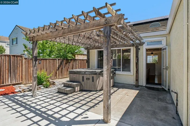 1336 Steinbeck Dr, Pittsburg, California 94565