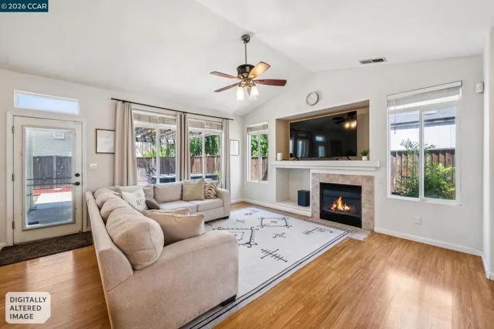1336 Steinbeck Dr, Pittsburg, California 94565