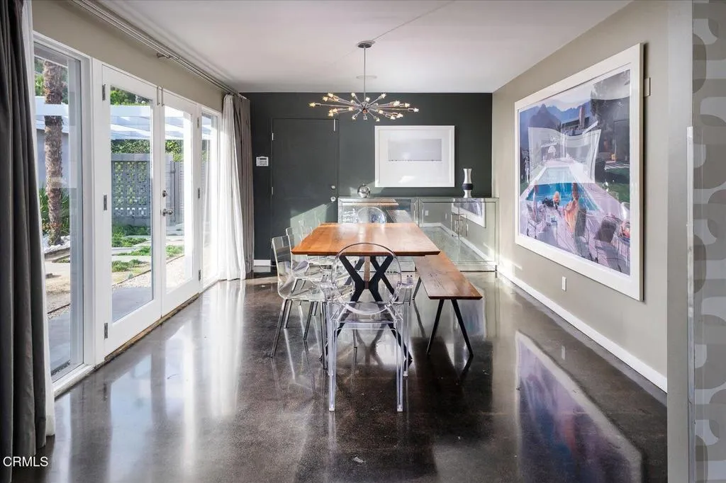 44-Dining Room