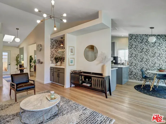 68725 Tachevah Drive, Cathedral City, California 92234