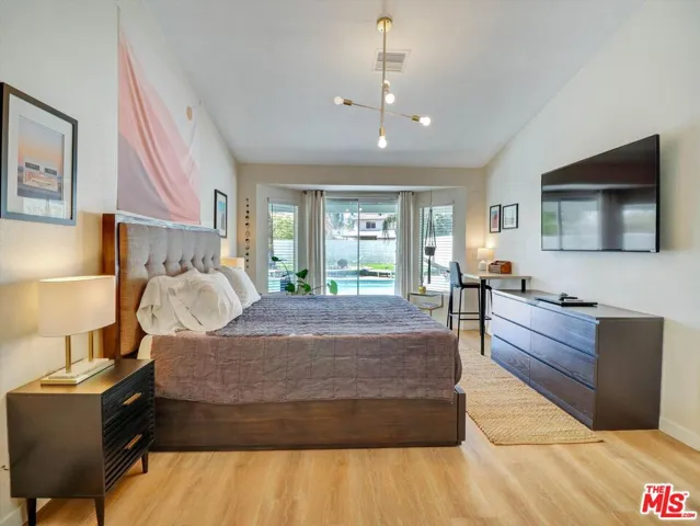 68725 Tachevah Drive, Cathedral City, California 92234
