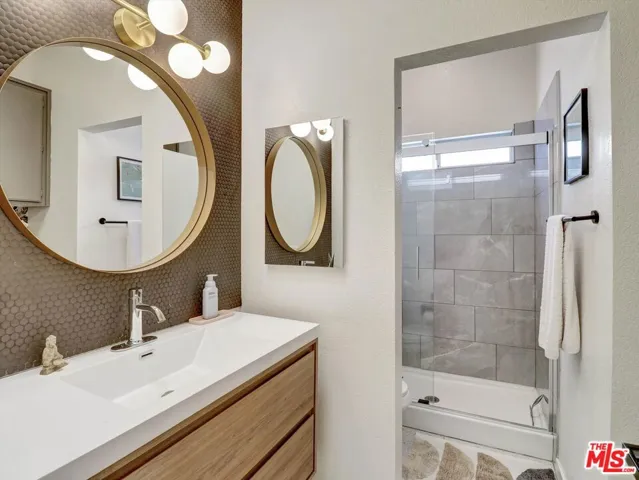 68725 Tachevah Drive, Cathedral City, California 92234