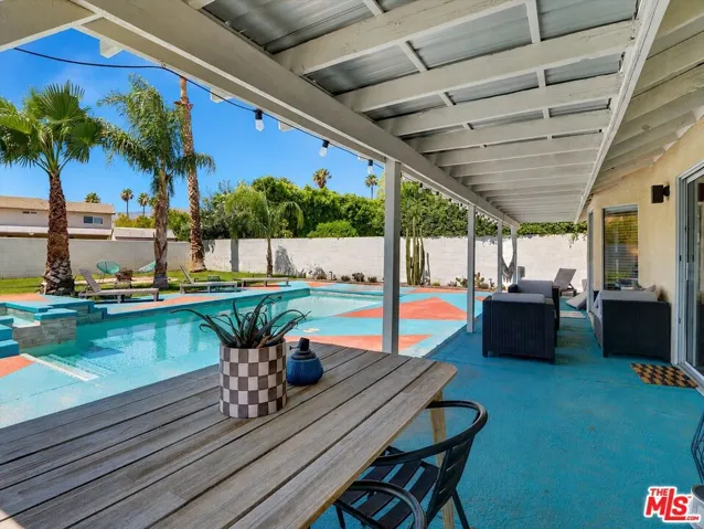 68725 Tachevah Drive, Cathedral City, California 92234