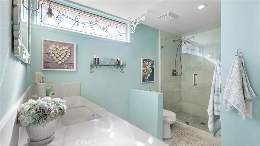 23910 Plaza Gavilan, Valencia, California 91355