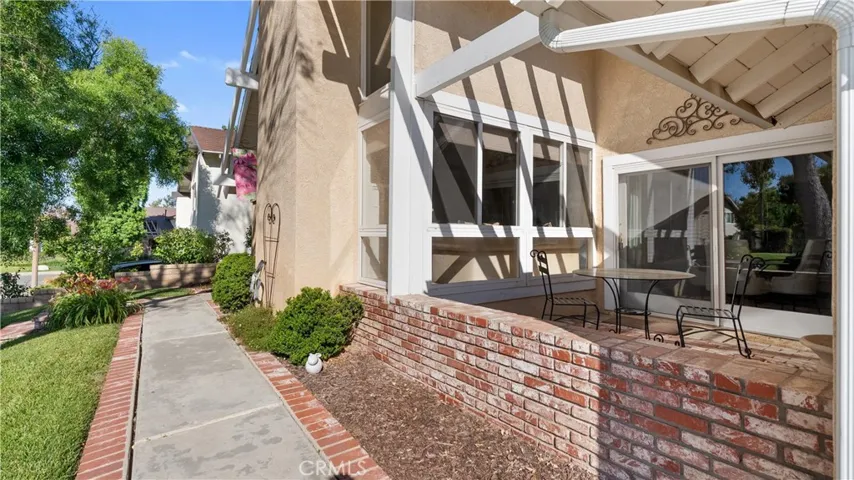 23910 Plaza Gavilan, Valencia, California 91355