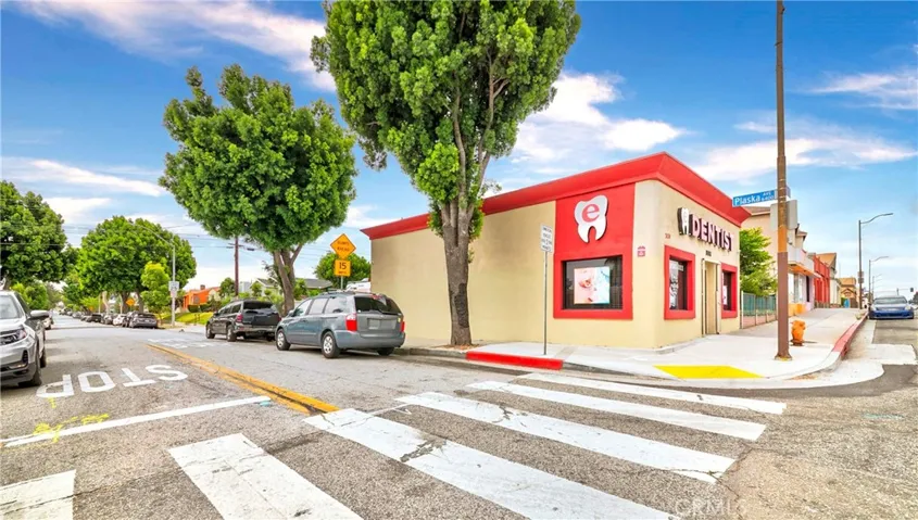 3174 E Gage, Huntington Park, California 90255
