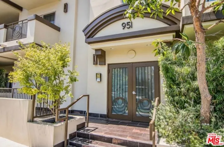 951 Granville Avenue Ph1, Los Angeles, California 90049