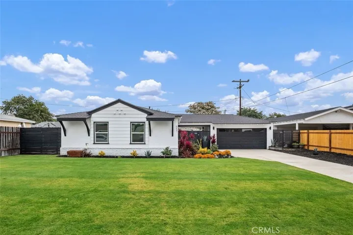 557 S Rosalind, Orange, California 92869
