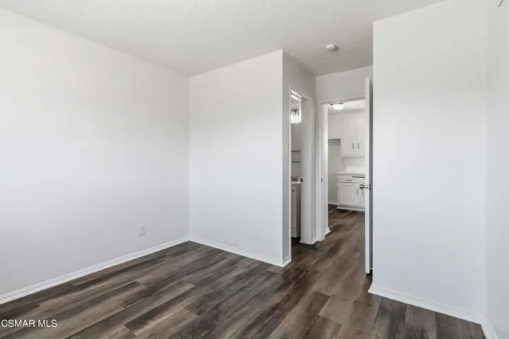 014_1441-Ahart-Ave-Simi-Valley