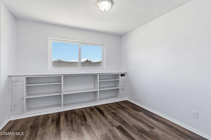 013_1441-Ahart-Ave-Simi-Valley
