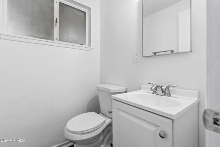 012_1441-Ahart-Ave-Simi-Valley