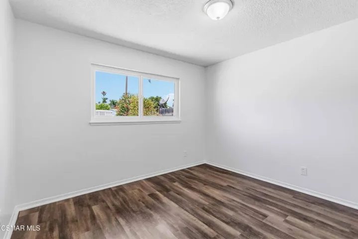 017_1441-Ahart-Ave-Simi-Valley