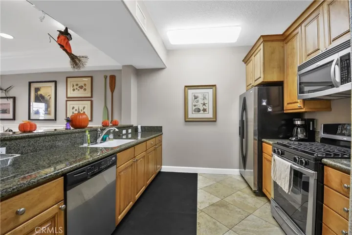 2750 Artesia 132, Redondo Beach, California 90278
