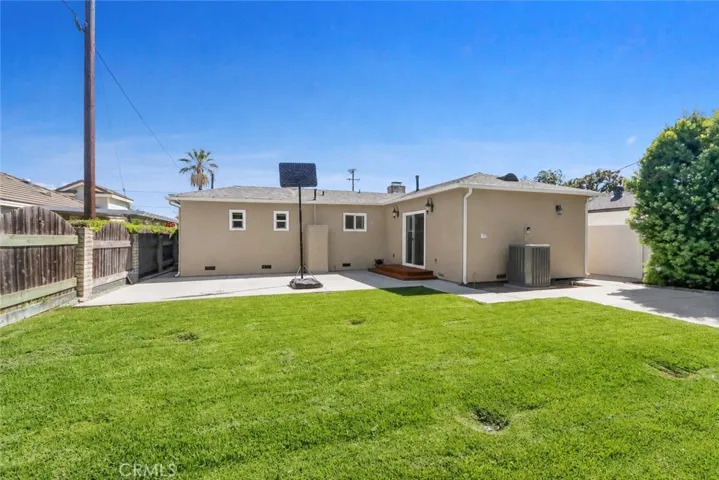 1015 E Elm Street, Brea, California 92821