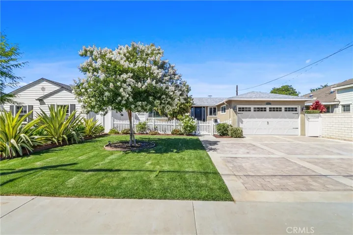 1015 E Elm Street, Brea, California 92821
