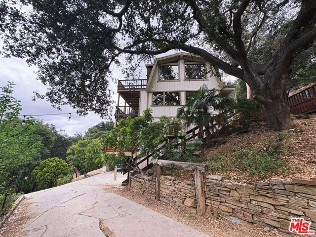 22013 Alta Drive, Topanga, California 90290