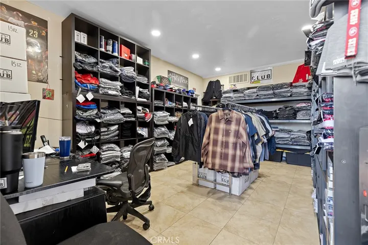 2010 W Lincoln Avenue, Anaheim, California 92801