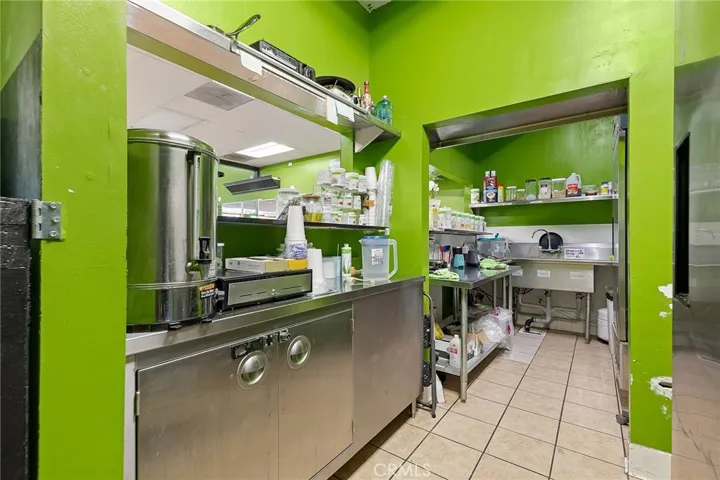 2010 W Lincoln Avenue, Anaheim, California 92801