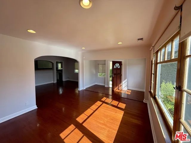 5015 Edgewood Place, Los Angeles, California 90019