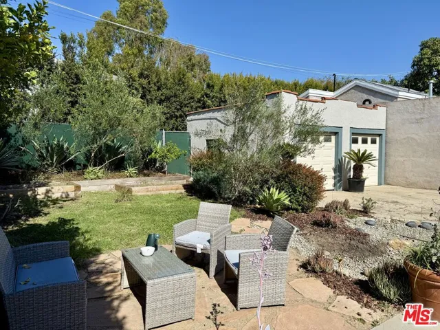 5015 Edgewood Place, Los Angeles, California 90019