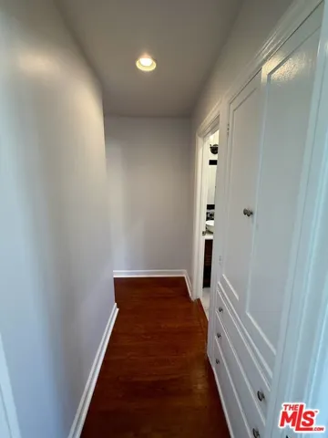 5015 Edgewood Place, Los Angeles, California 90019