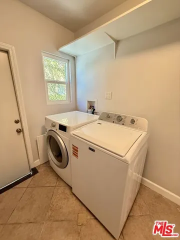 5015 Edgewood Place, Los Angeles, California 90019
