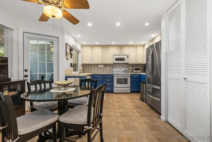 17523 Fairlie Road, San Diego, California 92128