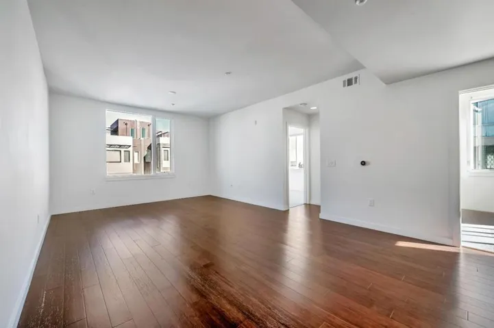 501 Hudson Avenue 304, San Francisco, California 94124