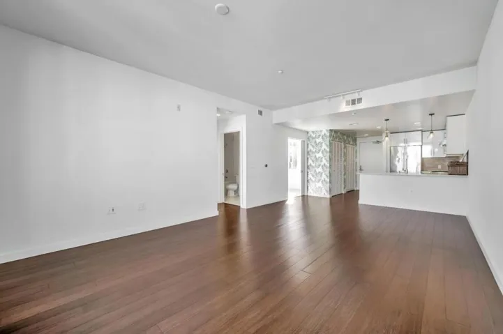 501 Hudson Avenue 304, San Francisco, California 94124