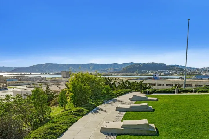 501 Hudson Avenue 304, San Francisco, California 94124