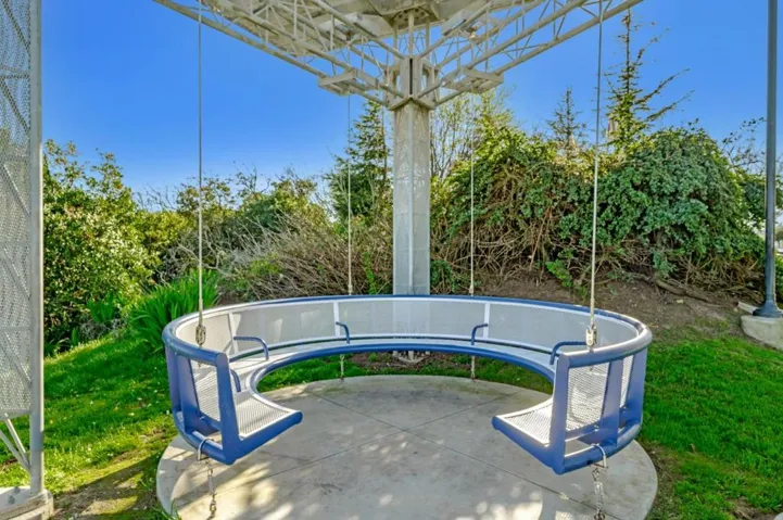 501 Hudson Avenue 304, San Francisco, California 94124