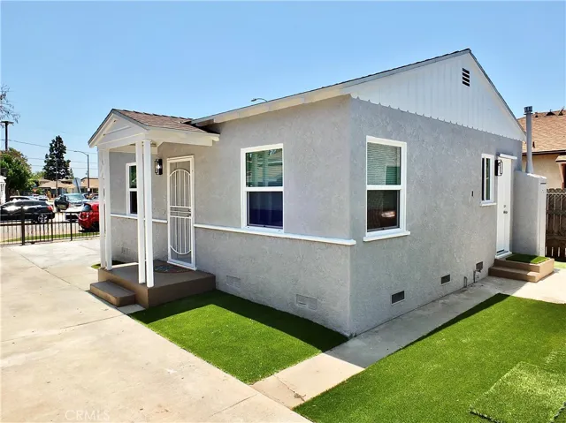 61 A W Louise, Long Beach, California 90805