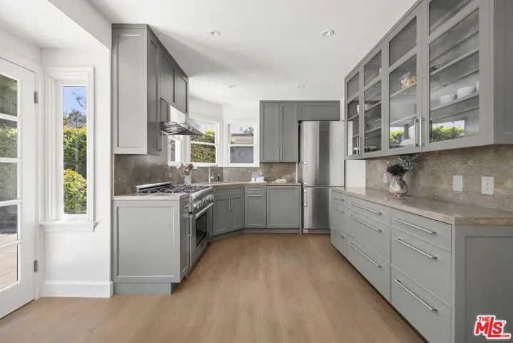 1706 Comstock Avenue, Los Angeles, California 90024