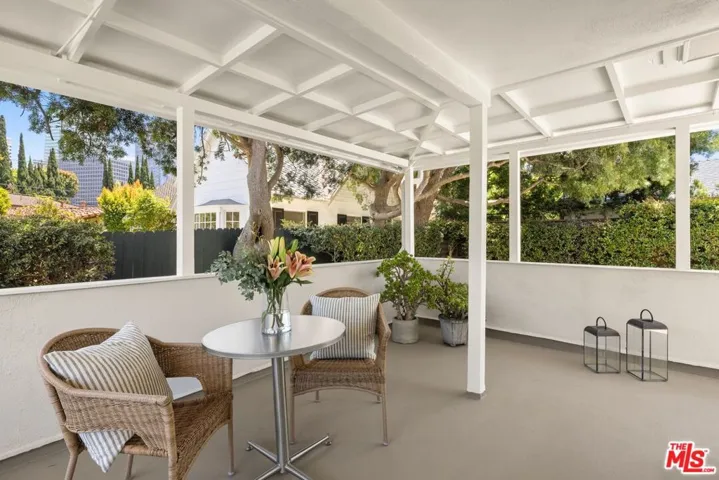 1706 Comstock Avenue, Los Angeles, California 90024